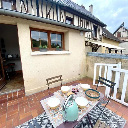 Vakantiehuis Des Capucins, 6 Personnes, Centre Historique *