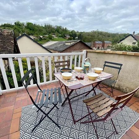 Vakantiehuis Des Capucins, 6 Personnes, Centre Historique *